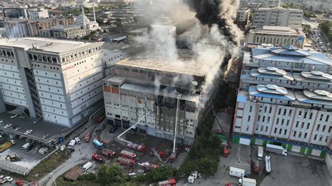 B­a­ş­a­k­ş­e­h­i­r­­d­e­ ­f­a­b­r­i­k­a­ ­y­a­n­g­ı­n­ı­ ­-­ ­S­o­n­ ­D­a­k­i­k­a­ ­H­a­b­e­r­l­e­r­